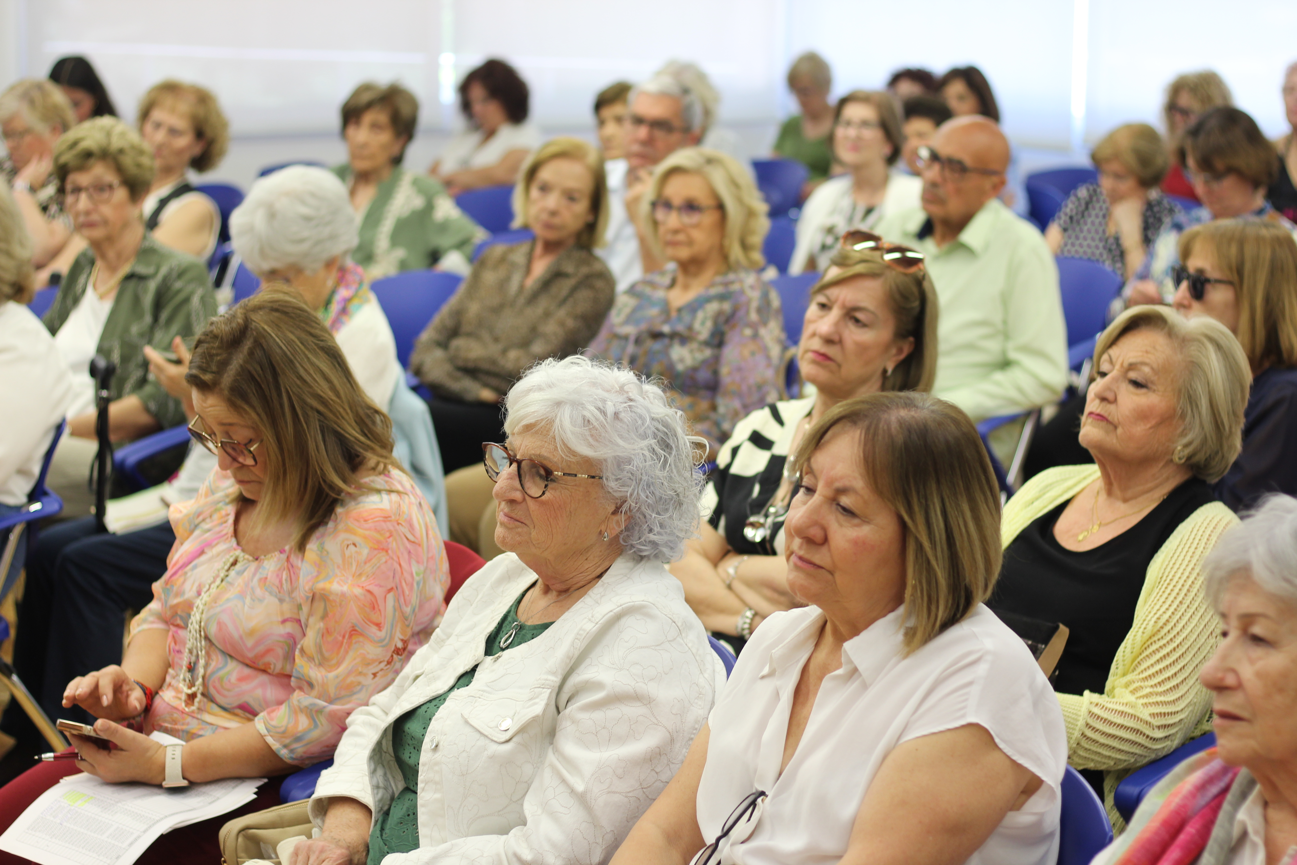 Fotografía 3 de XVII Jornada de Consumo: "Consumo con sentido: Transformar la cesta de la compra en bienestar"