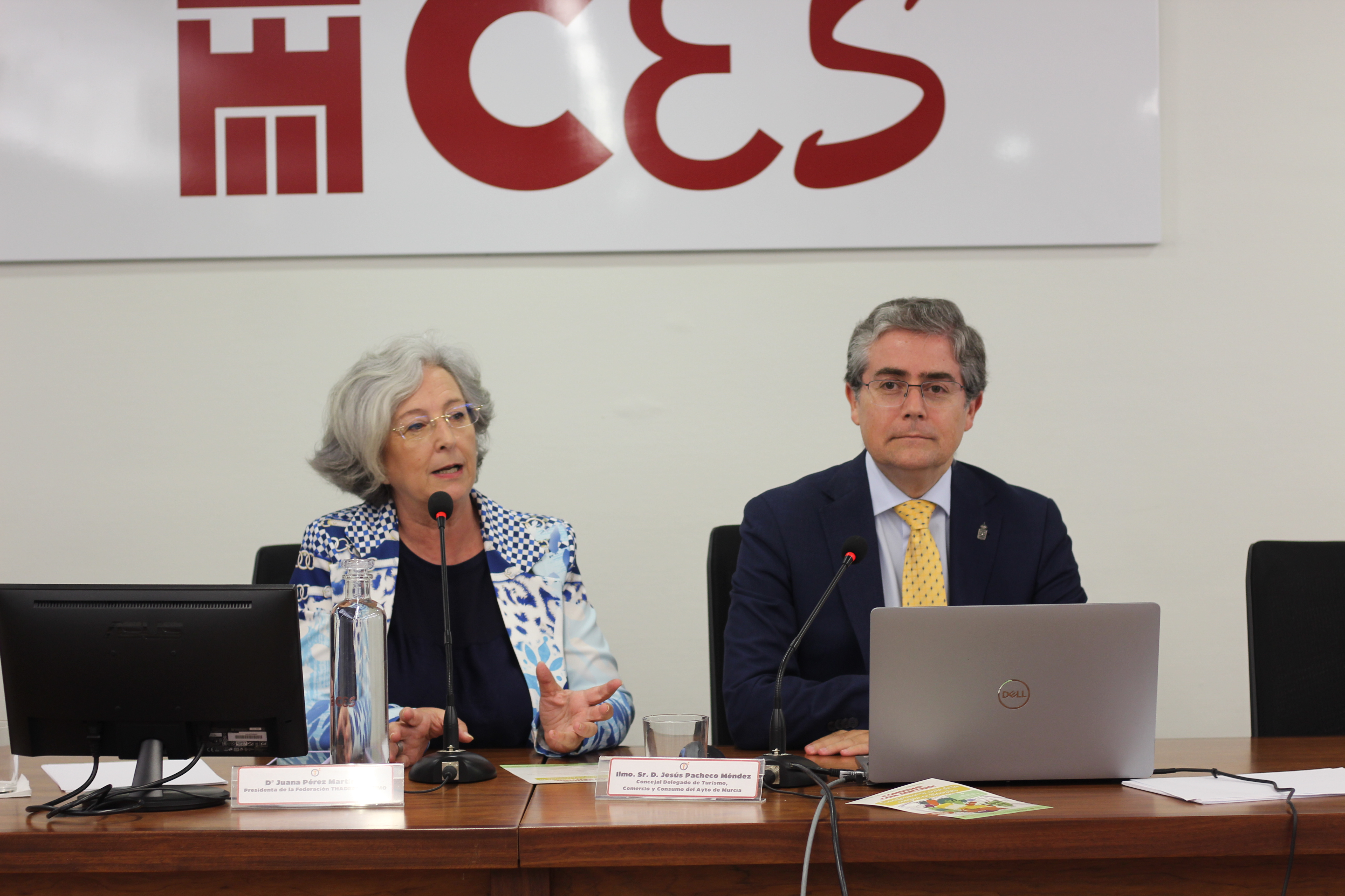 Fotografía 4 de XVII Jornada de Consumo: "Consumo con sentido: Transformar la cesta de la compra en bienestar"